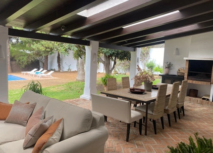 Villa for sale in Nagüeles, Marbella Golden Mile