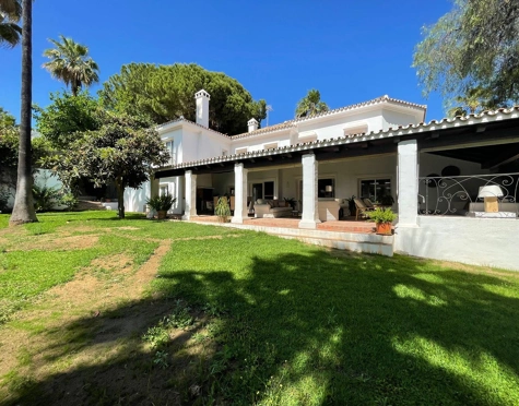 Villa for sale in Nagüeles, Marbella Golden Mile