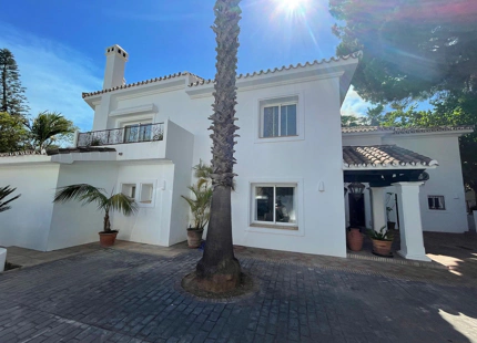 Villa for sale in Nagüeles, Marbella Golden Mile