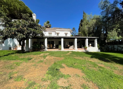 Villa for sale in Nagüeles, Marbella Golden Mile