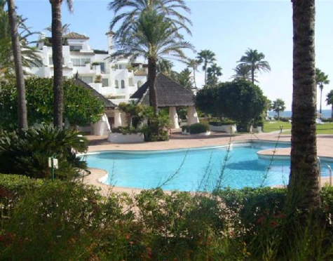 Apartamento Planta Baja en alquiler a corta temporada en Estepona