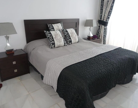 Apartamento Planta Baja en alquiler a corta temporada en Estepona
