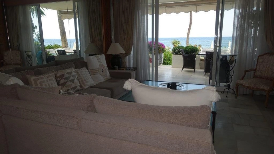 Apartamento Planta Baja en alquiler a corta temporada en Estepona