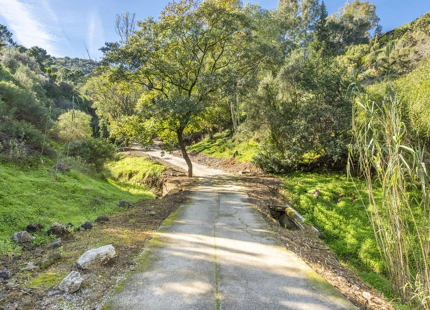 Finca en venta en Benahavis