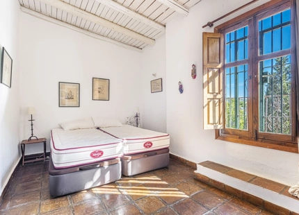 Finca en venta en Benahavis