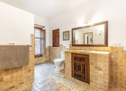 Finca en venta en Benahavis