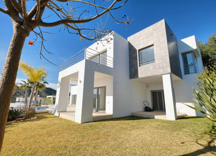 Villa en venta en Benahavis