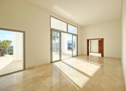 Villa en venta en Benahavis