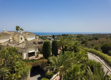 Villa en venta en Marbella Hill Club, Marbella Golden Mile