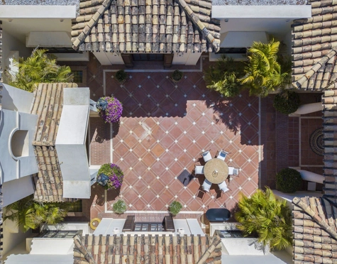 Villa en venta en Marbella Hill Club, Marbella Golden Mile