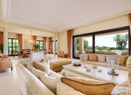 Villa en venta en Marbella Hill Club, Marbella Golden Mile