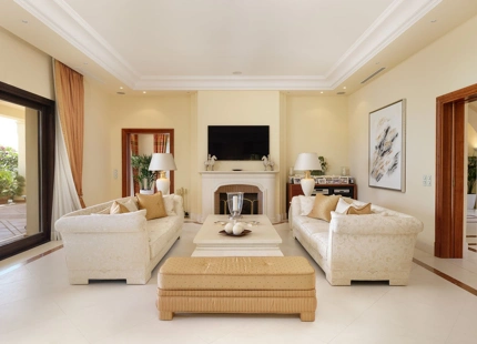 Villa en venta en Marbella Hill Club, Marbella Golden Mile