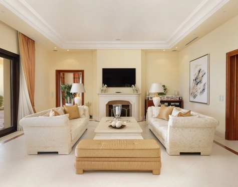 Villa en venta en Marbella Hill Club, Marbella Golden Mile