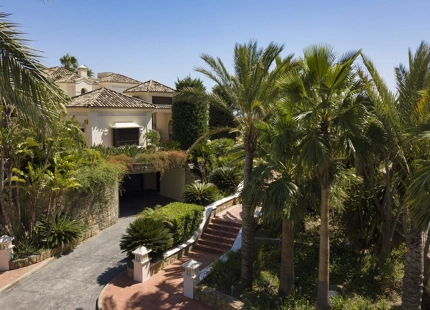 Villa en venta en Marbella Hill Club, Marbella Golden Mile