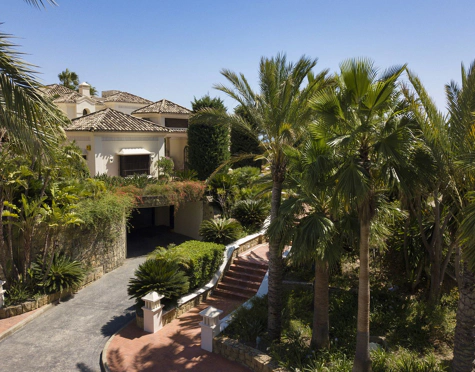 Villa en venta en Marbella Hill Club, Marbella Golden Mile