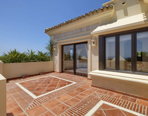 Villa en venta en Marbella Hill Club, Marbella Golden Mile
