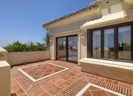 Villa en venta en Marbella Hill Club, Marbella Golden Mile