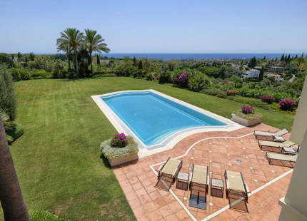 Villa en venta en Marbella Hill Club, Marbella Golden Mile