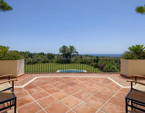 Villa en venta en Marbella Hill Club, Marbella Golden Mile