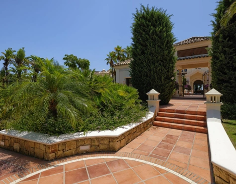 Villa en venta en Marbella Hill Club, Marbella Golden Mile