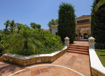 Villa en venta en Marbella Hill Club, Marbella Golden Mile