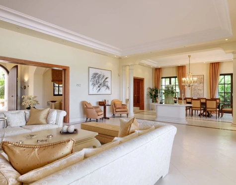 Villa en venta en Marbella Hill Club, Marbella Golden Mile