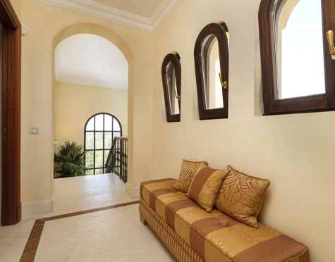 Villa en venta en Marbella Hill Club, Marbella Golden Mile