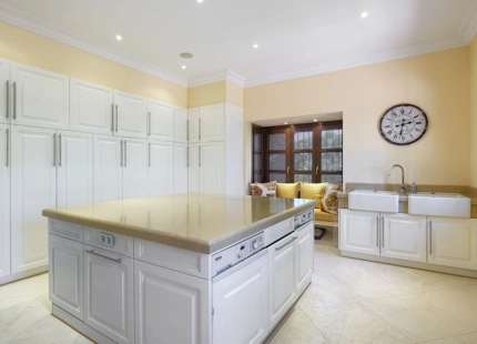 Villa en venta en Marbella Hill Club, Marbella Golden Mile