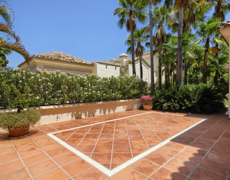 Villa en venta en Marbella Hill Club, Marbella Golden Mile
