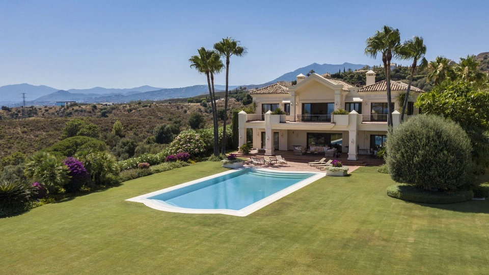 Villa en venta en Marbella Hill Club, Marbella Golden Mile