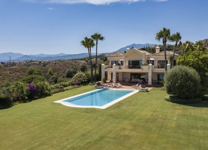 Villa en venta en Marbella Hill Club, Marbella Golden Mile