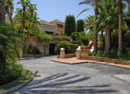 Villa en venta en Marbella Hill Club, Marbella Golden Mile