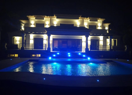 Villa for sale in Benahavis