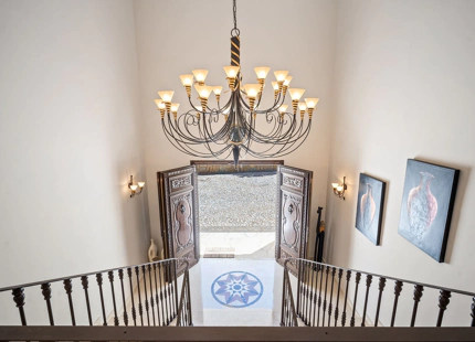 Villa for sale in Benahavis