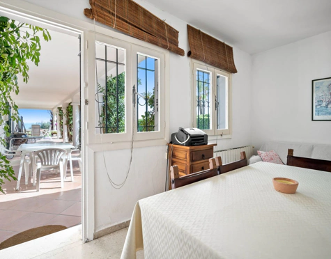 Villa for sale in Estepona