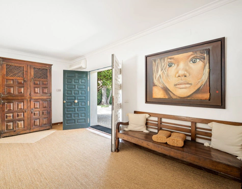 Villa for sale in Estepona
