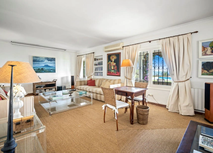 Villa en venta en Estepona