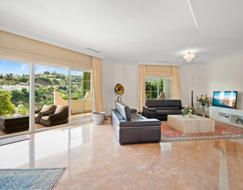 Villa en venta en Benahavis
