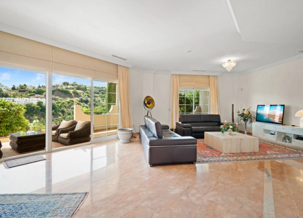 Villa en venta en Benahavis