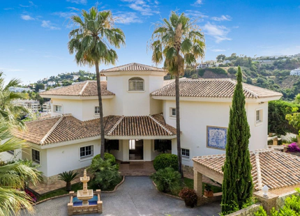 Villa en venta en Benahavis
