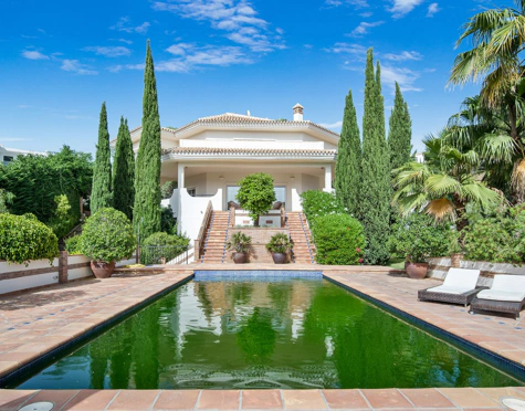 Villa en venta en Benahavis