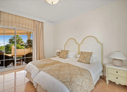 Villa en venta en Benahavis