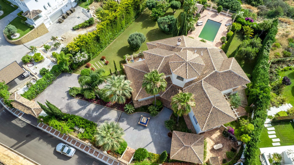 Villa en venta en Benahavis