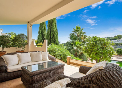 Villa en venta en Benahavis
