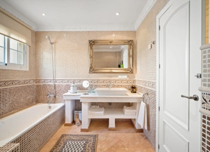 Villa en venta en Benahavis