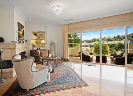 Villa en venta en Benahavis