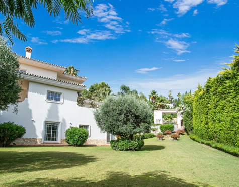 Villa en venta en Benahavis