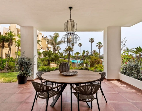 Ground Floor Apartment for sale in New Golden Mile, Estepona East