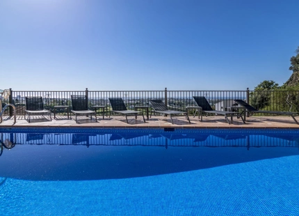 Ático en venta en Benahavis