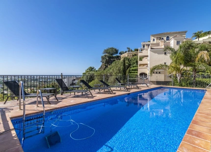 Ático en venta en Benahavis